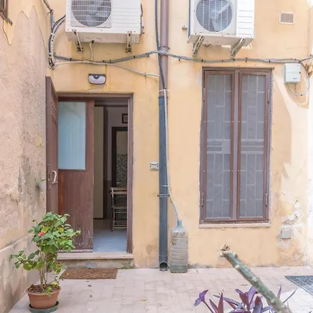 Apartment Casatintori *